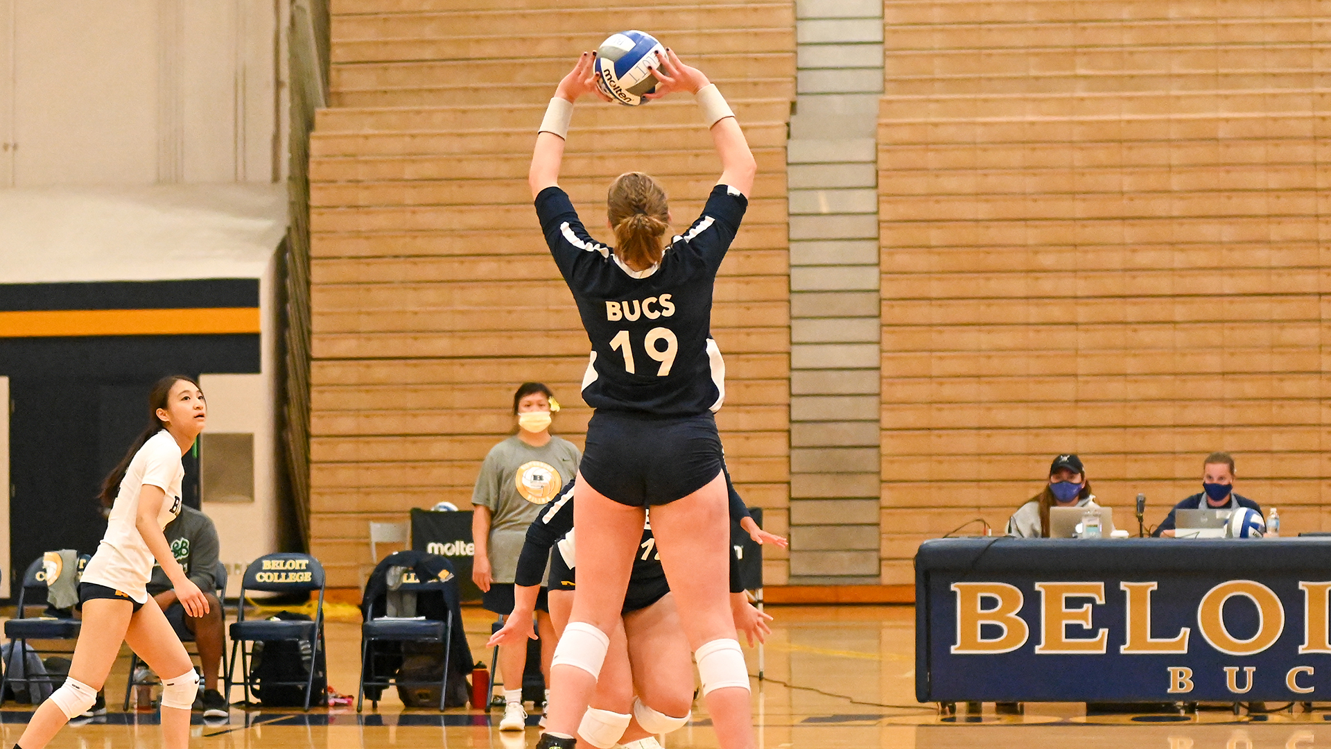 Cora Linos Women's Volleyball Beloit College