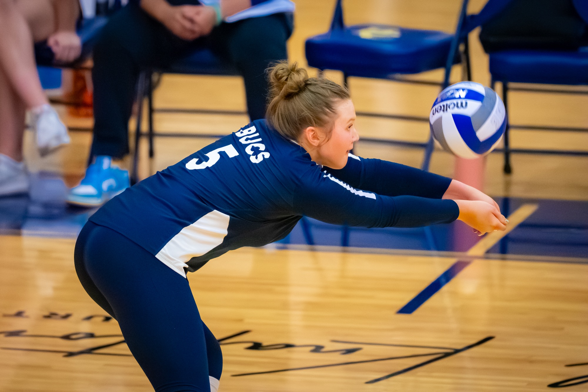 Beloit Women’s volleyball takes on Alverno College on Tuesday, September 30, 2025, at the Flood Arena at Beloit College in Beloit, Wisconsin.Photo by Kayla Wolf 