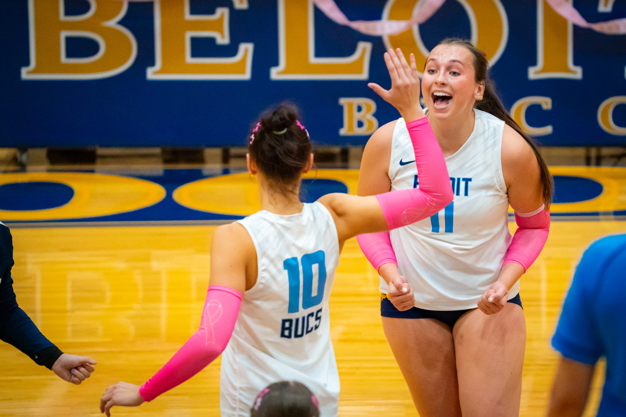Beloit College volleyball competes against Lake Forest College Beloit, Wis., Tuesday, Oct. 6, 2026. Photo by Kayla Wolf for Beloit College