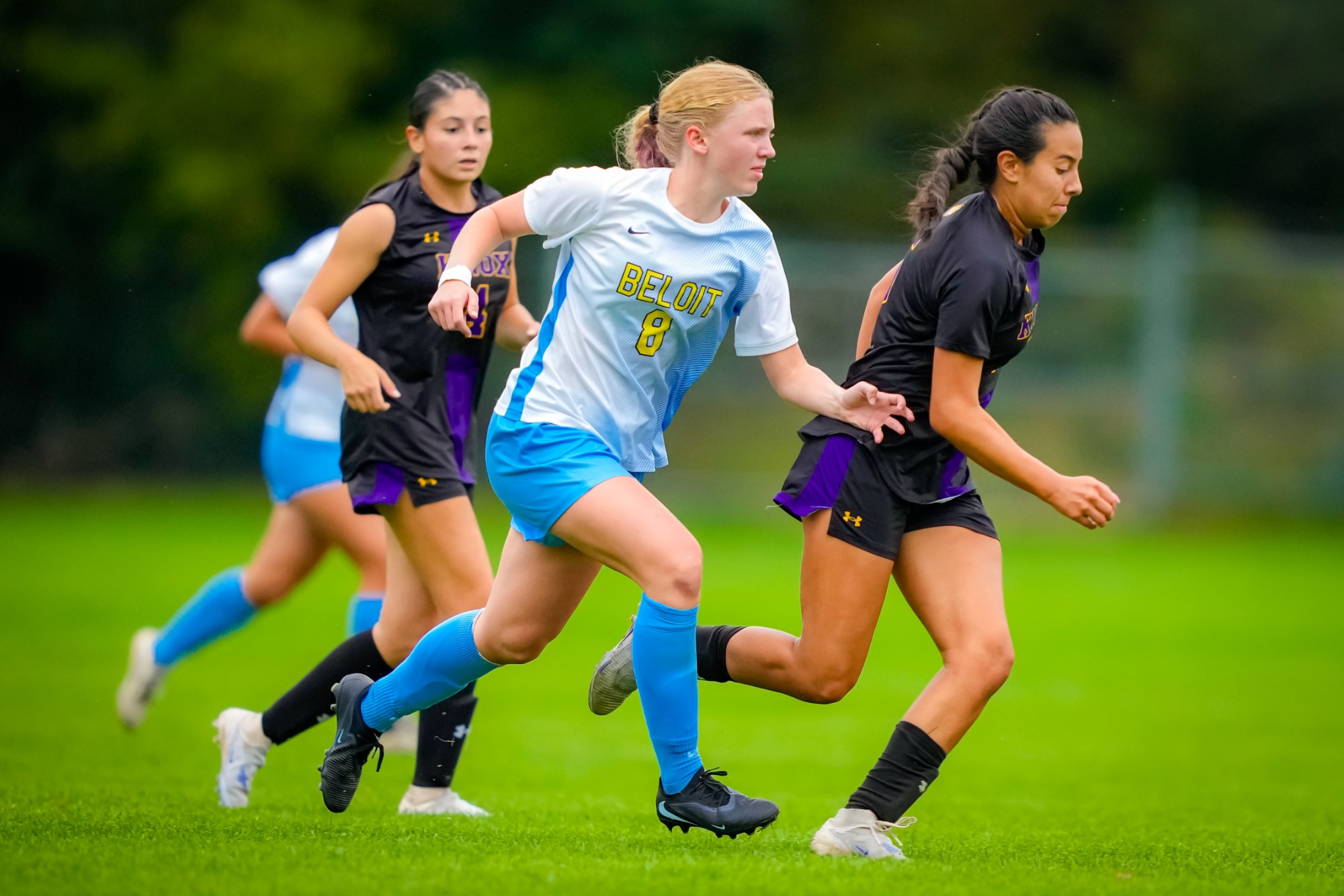 Beloit Women's Soccer competes against Knox College at the Strong Stadium Complex on Tuesday, Sept. 29, 2026, in Beloit, Wis. Photo by Kayla Wolf for Beloit College