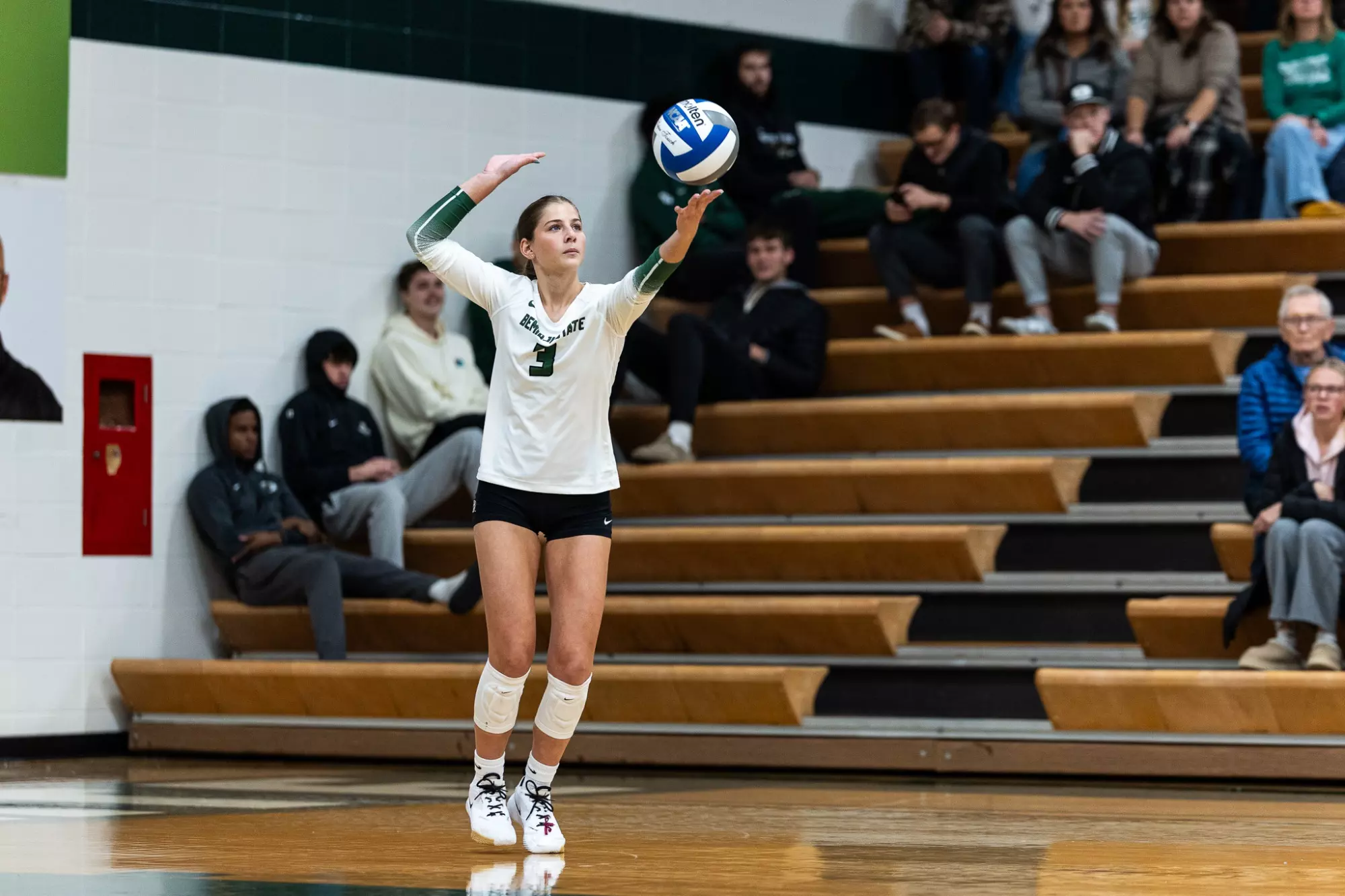 Anna Paquette (3) - Volleyball - BSU Beavers vs. UMD Bulldogs - BSU Gymnasium - Bemidji, MN - Tuesday, October 21, 2025 | Brent Cizek