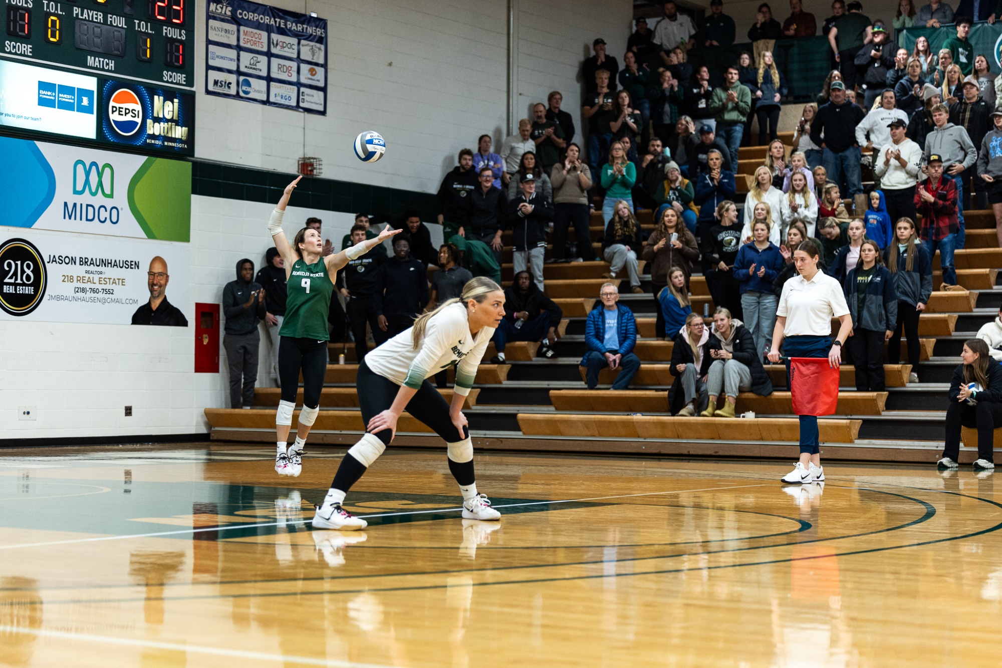 Kylie Struble (9) - Volleyball - BSU Beavers vs. UMD Bulldogs - BSU Gymnasium - Bemidji, MN - Tuesday, October 21, 2025 | Brent Cizek