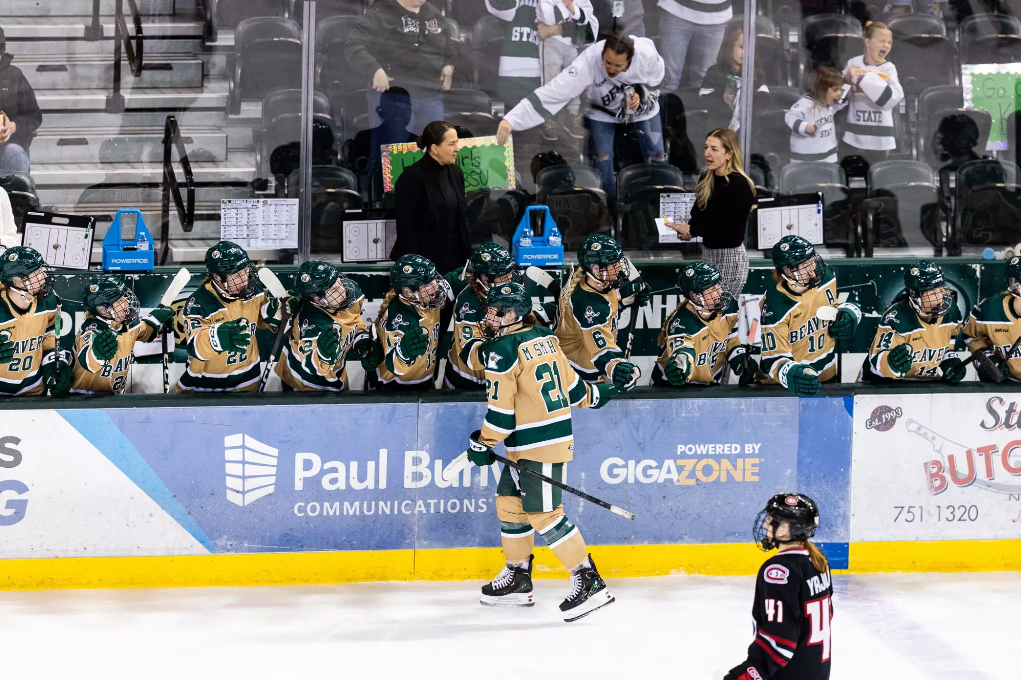 Morgan Smith (21) - Women's Hockey - BSU Beavers vs. SCSU Huskies - The Sanford Center - Bemidji, MN - Saturday, November 22, 2025 | Brent Cizek