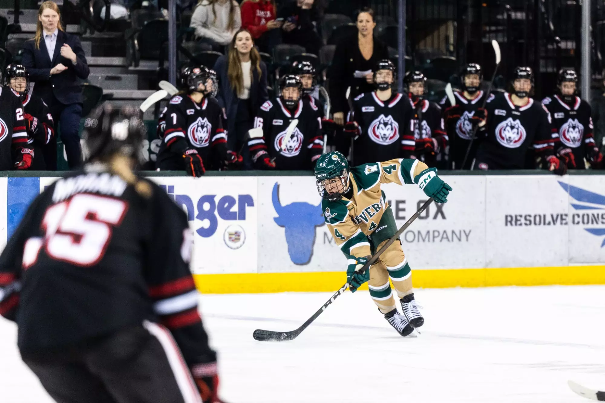 Lola Macuiba (4) - Women's Hockey - BSU Beavers vs. SCSU Huskies - The Sanford Center - Bemidji, MN - Saturday, November 22, 2025 | Brent Cizek