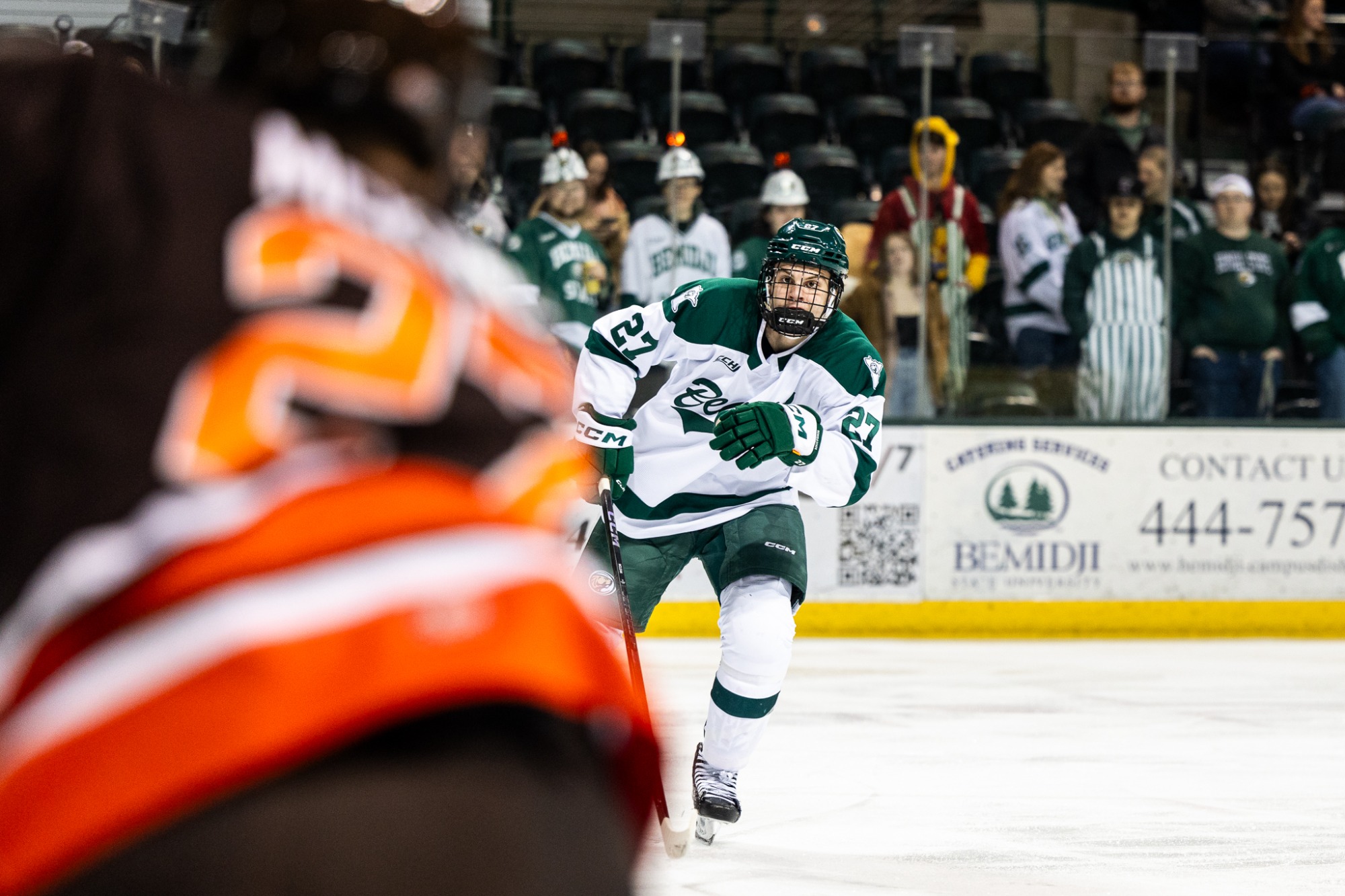 Jake McLean (27) - Men's Hockey - Bemidji State Beavers vs. Bowling Green Falcons - The Sanford Center - Bemidji, MN - Friday, February 21, 2025 | Brent Cizek