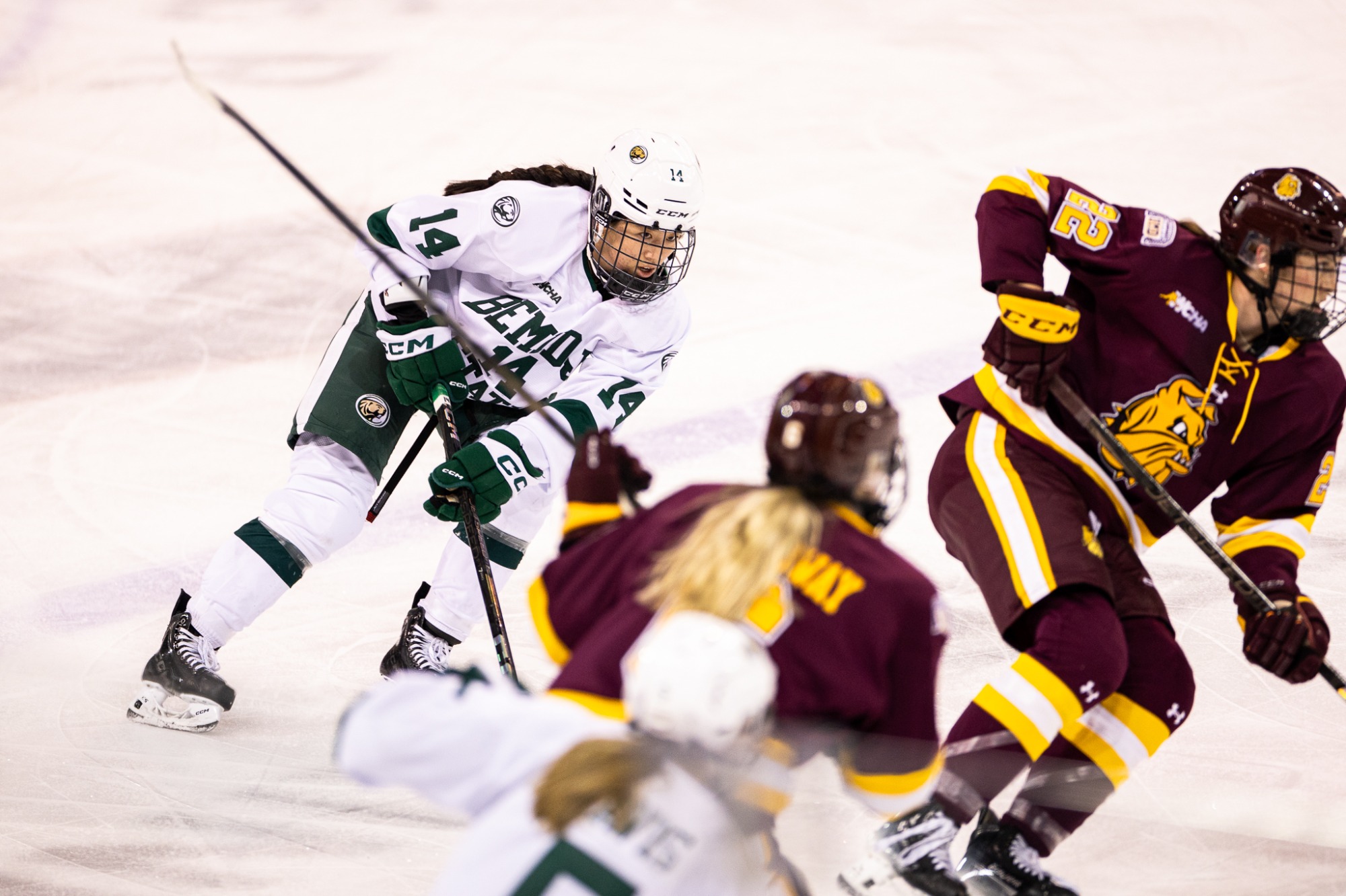 Kate Johnson (14) - Women's Hockey - Bemidji State Beavers vs. Minnesota Duluth Bulldogs - The Sanford Center - Bemidji, MN - Saturday, February 8, 2025 | Brent Cizek