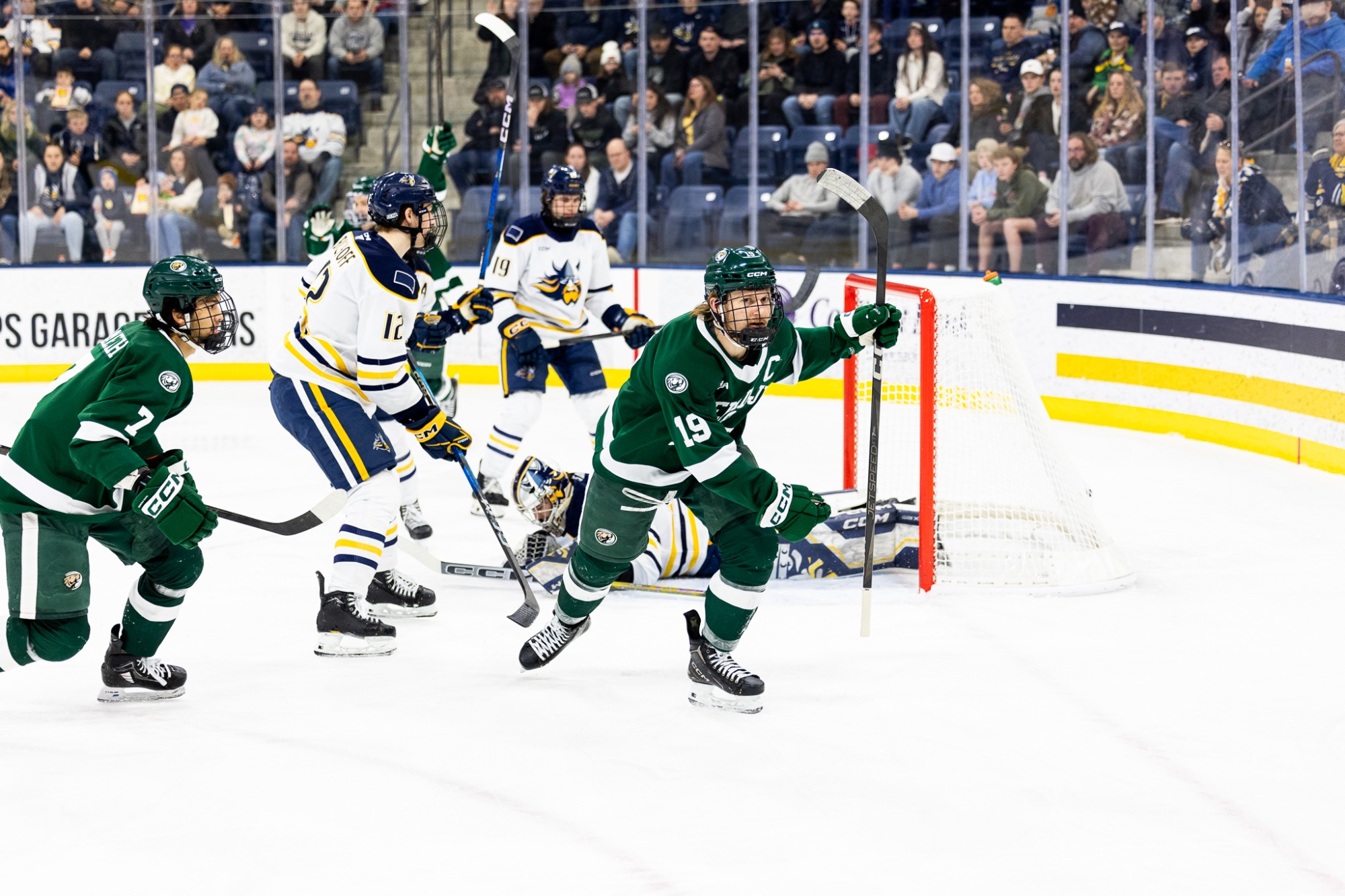 Beavers preview CCHA Mason Cup Semifinal at No. 16 Minnesota State Bemidji State University