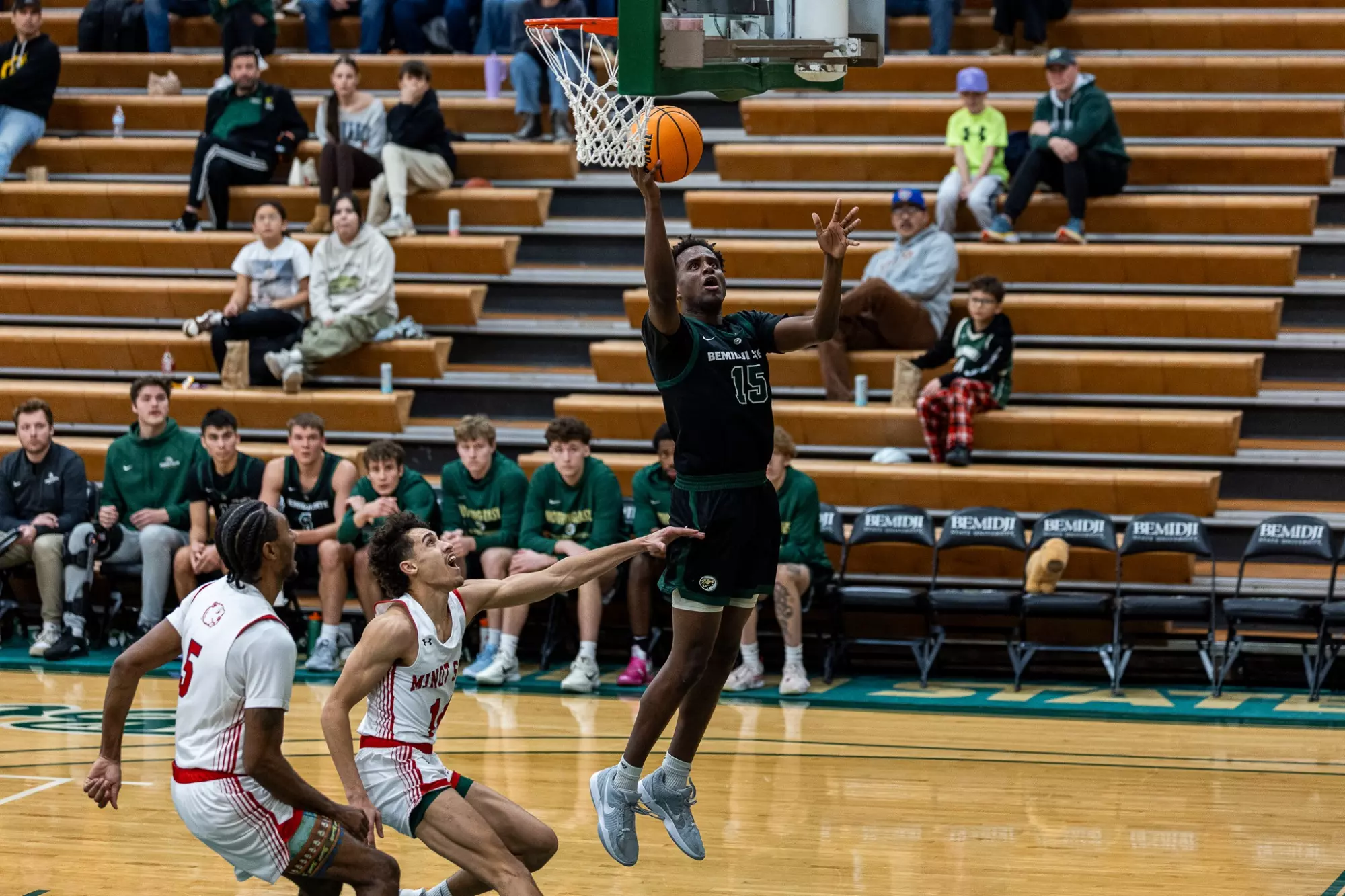 Isaac Severts (15) - Men's Basketball - BSU Beavers vs. MSU Beavers - BSU Gymnasium - Bemidji, MN - Saturday, December 20, 2025 | Brent Cizek