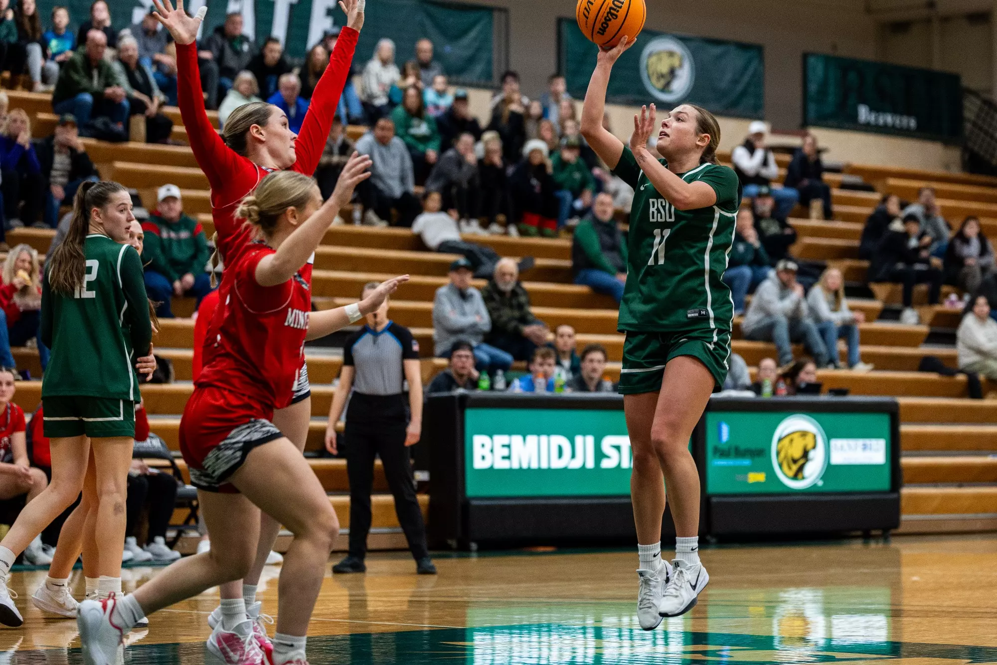 Evyn Eppinga (11) - Women's Basketball - BSU Beavers vs. MSU Beavers - BSU Gymnasium - Bemidji, MN - Saturday, December 20, 2025 | Brent Cizek