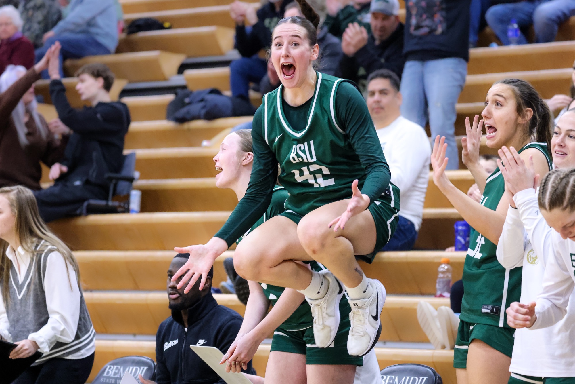 Kassandra Caron vs WSU