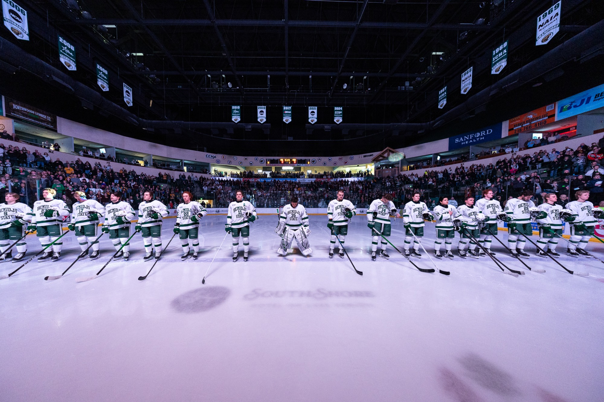 - Men's Hockey - BSU Beavers vs. UMN Gophers - The Sanford Center - Bemidji, MN - Friday, January 2, 2026 | Brent Cizek