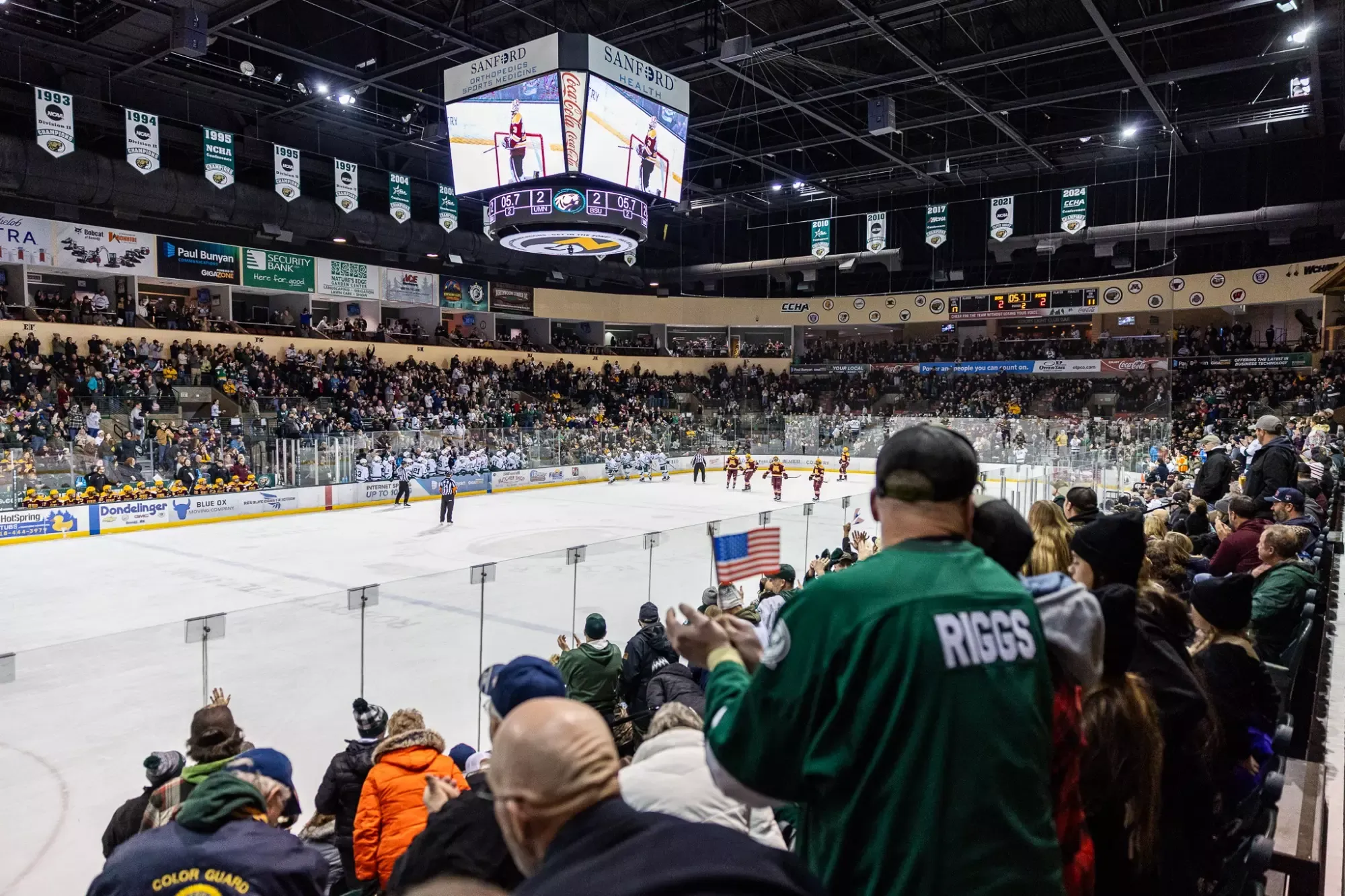 - Men's Hockey - BSU Beavers vs. UMN Gophers - The Sanford Center - Bemidji, MN - Friday, January 2, 2026 | Brent Cizek