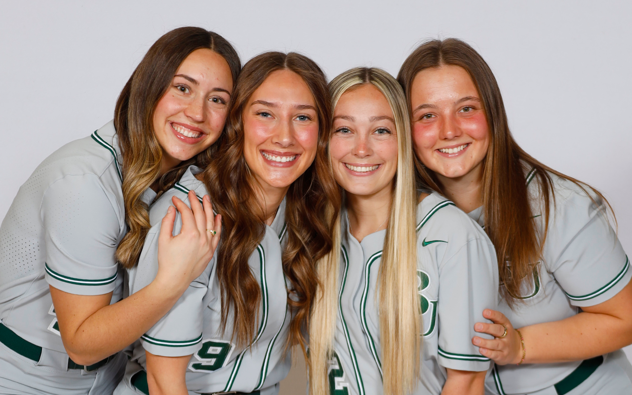 Softball Seniors minus Avery