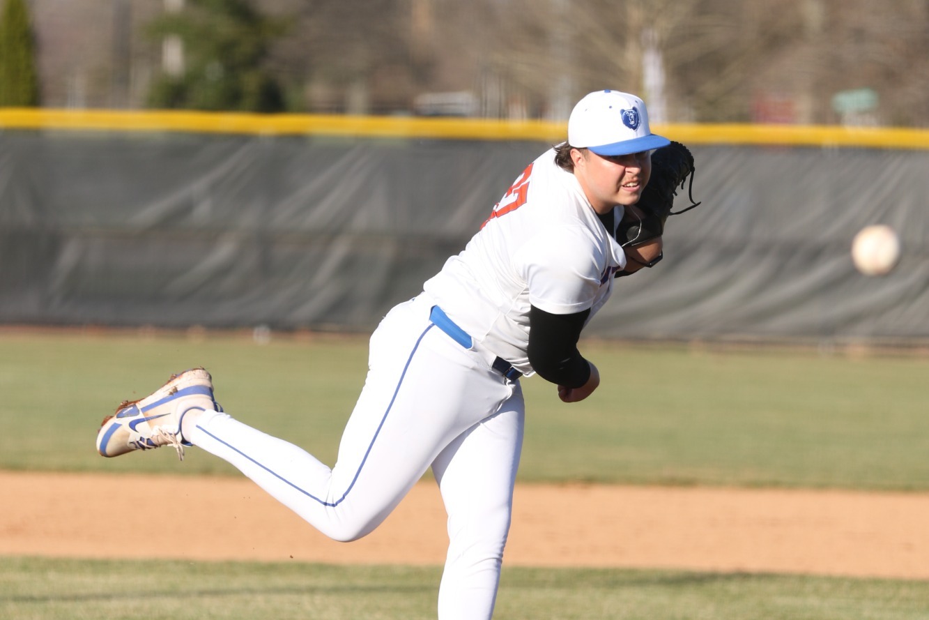 Spencer Blackwell throws