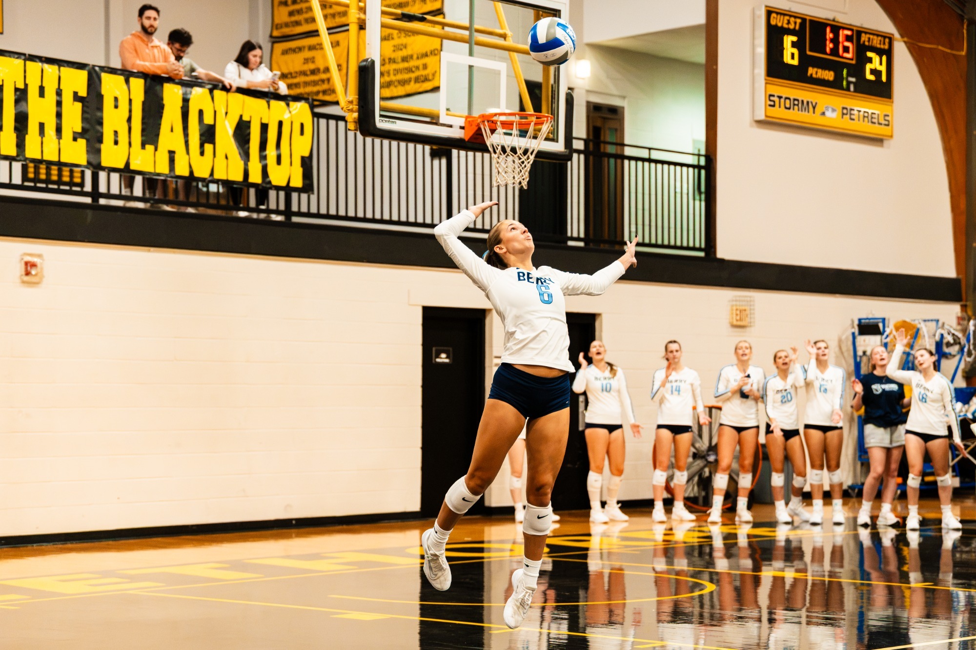 WVB vs Centre