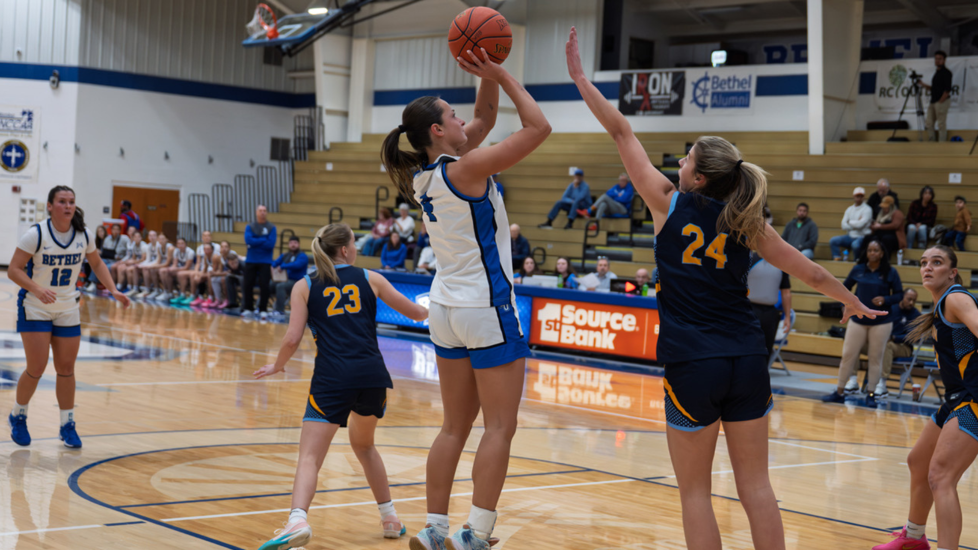 Mariah Claywell 2025-26