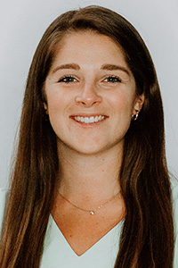 Baur, Mandy_Headshot
