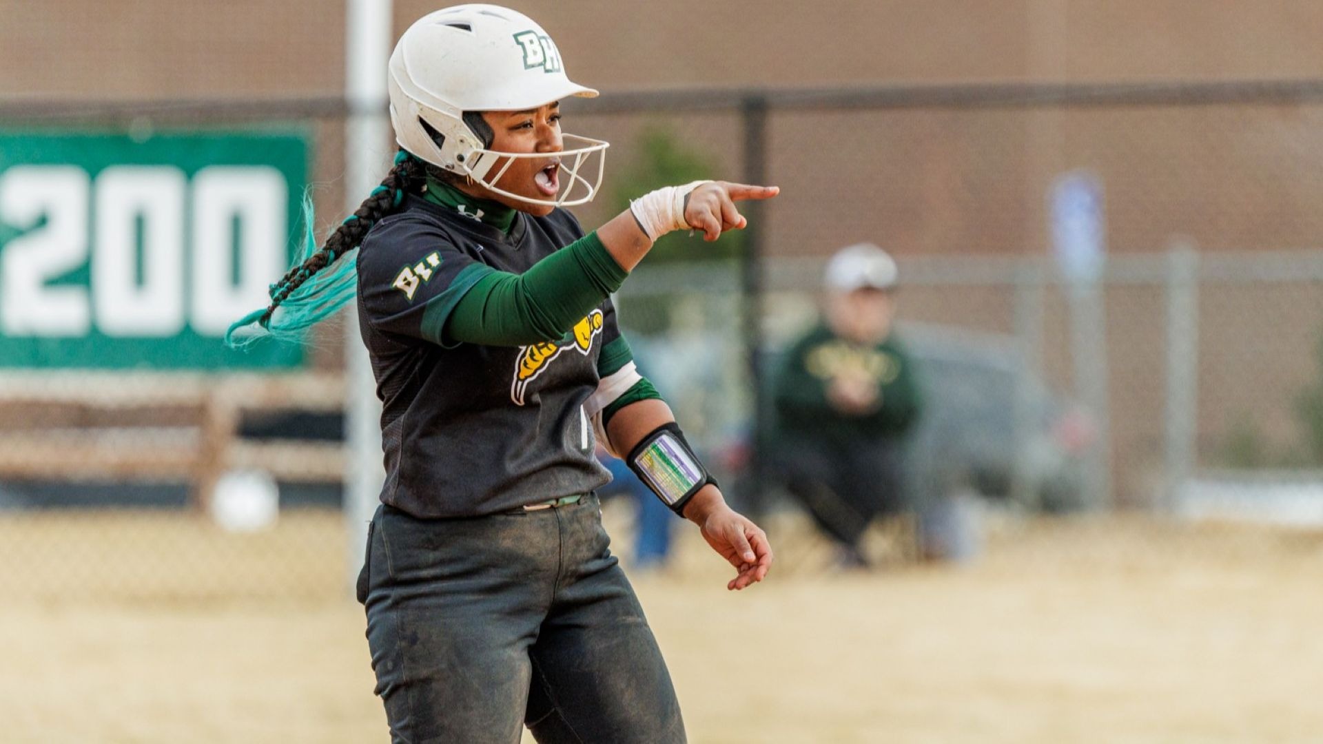Carly Reyes Mims vs NMHU