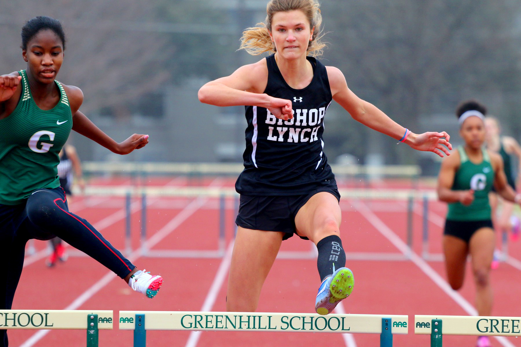 Track opens season with second place finishes by men and women