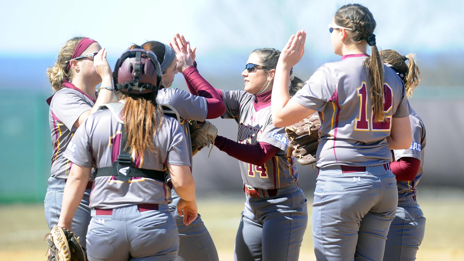 Softball To Offer Summer Hitting And Pitching Clinics; Sixth Annual