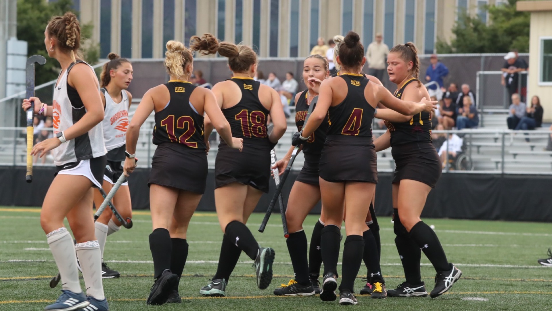 No. 5 Field Hockey Earns Fifth Straight Victory with 20 Win Over