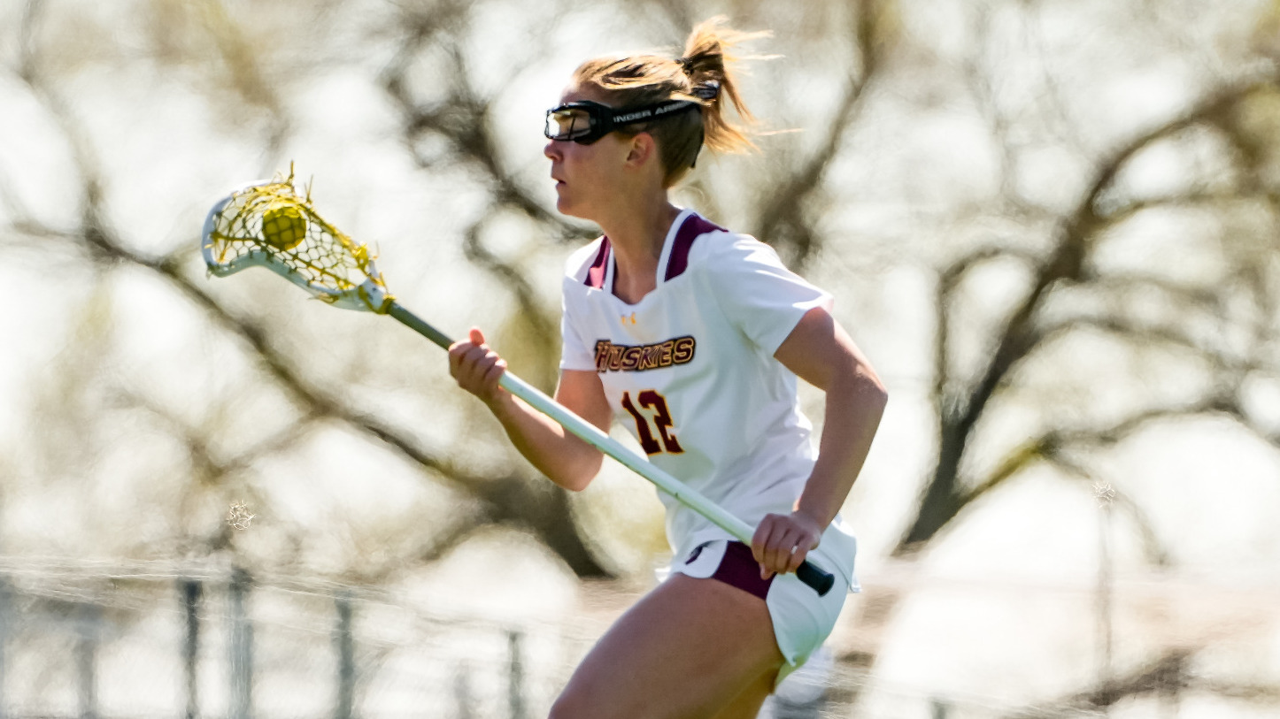 MaryKate Sitko runs with the ball.