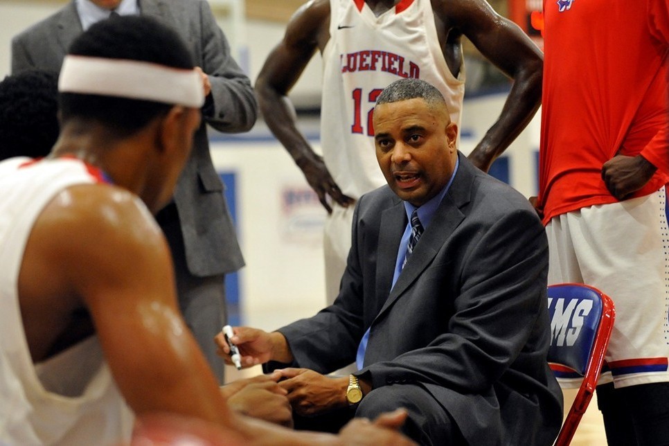 MBB-Action-15-Morgan-Huddle-StAndrews