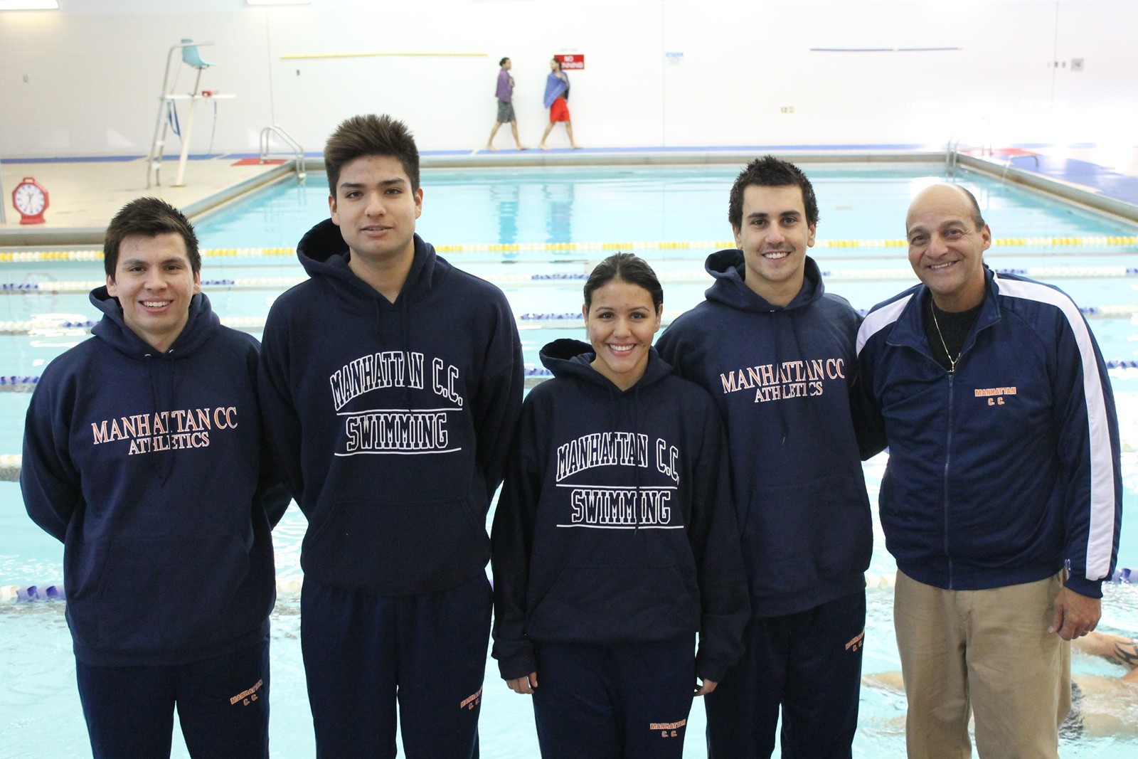 BMCC SWIMMING TEAM PHOTO
