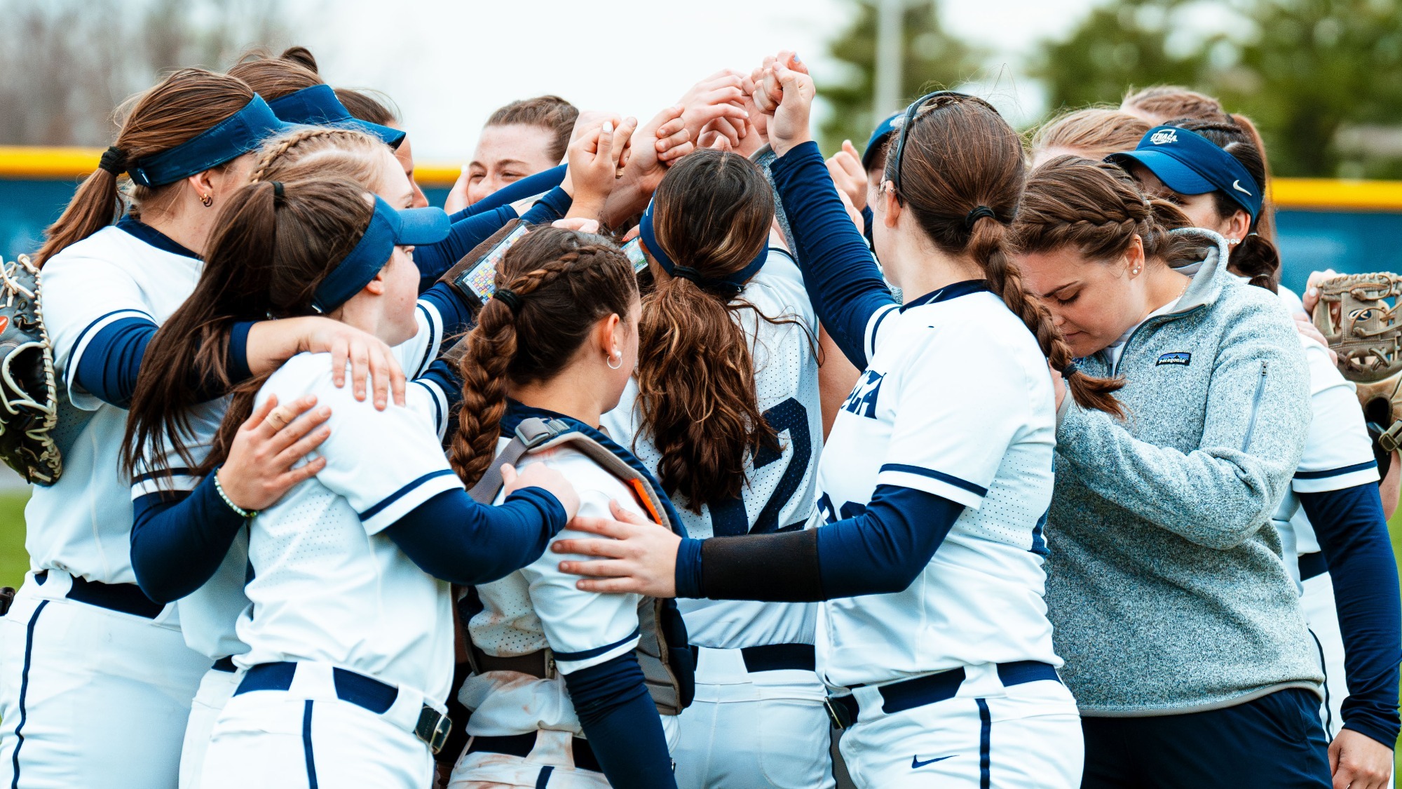 Ithaca Softball Sweeps SUNY Geneseo on Saturday Ithaca College Athletics