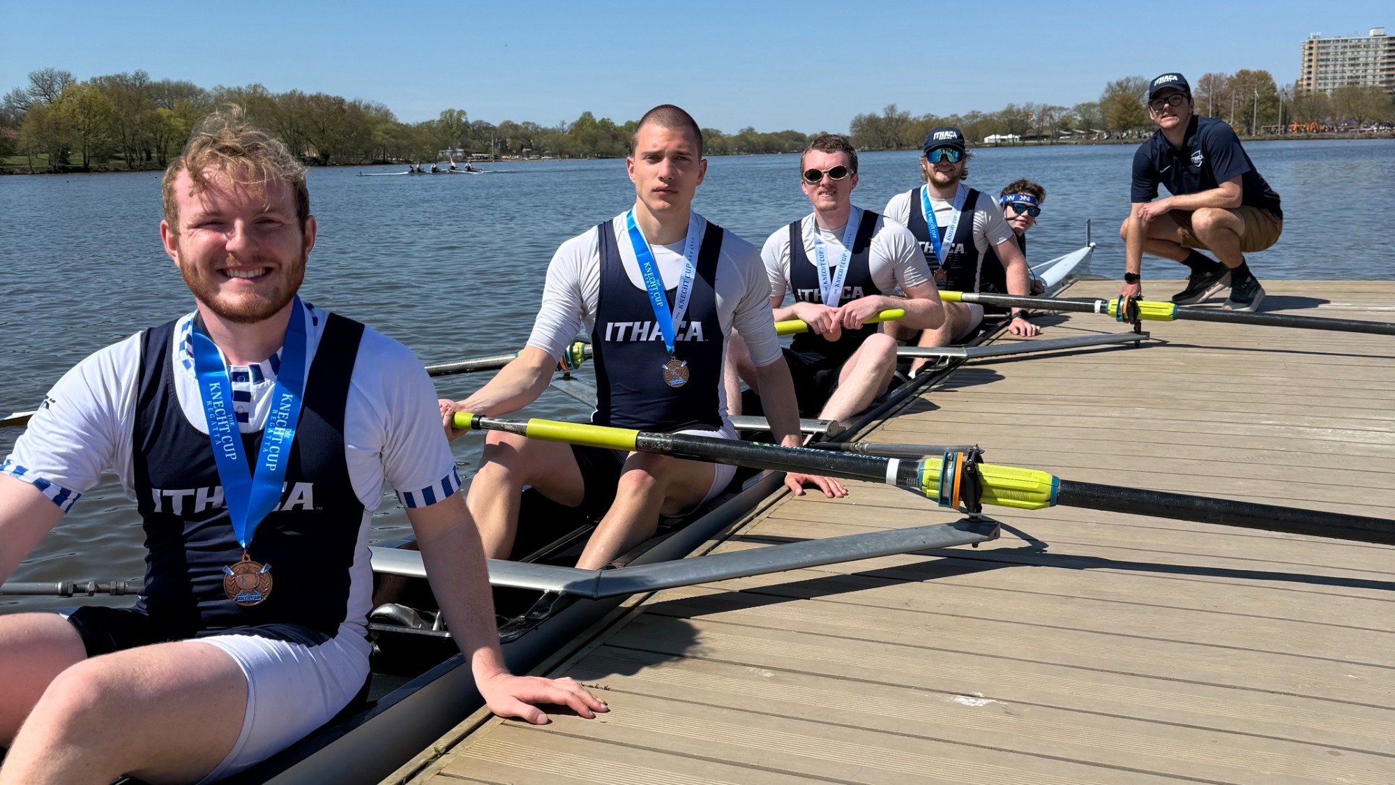 Men's Rowing Bronze Finish