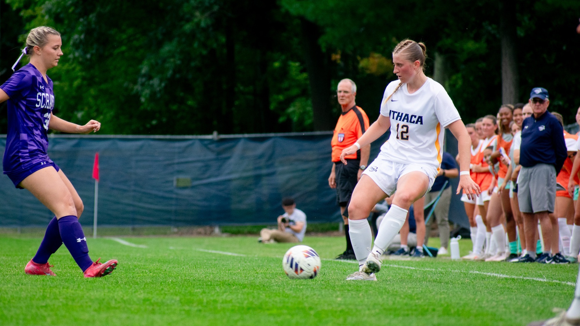 Fareer battles with scranton defender