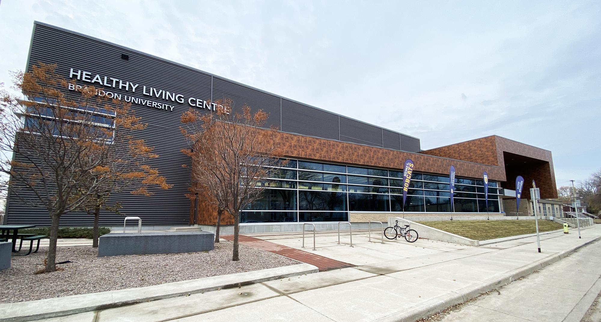 hlc_exterior_Banner
