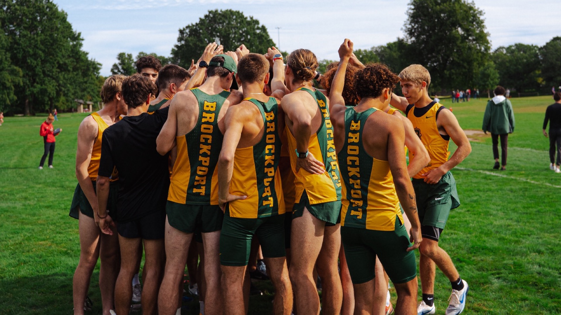 Men's XC Team Huddle