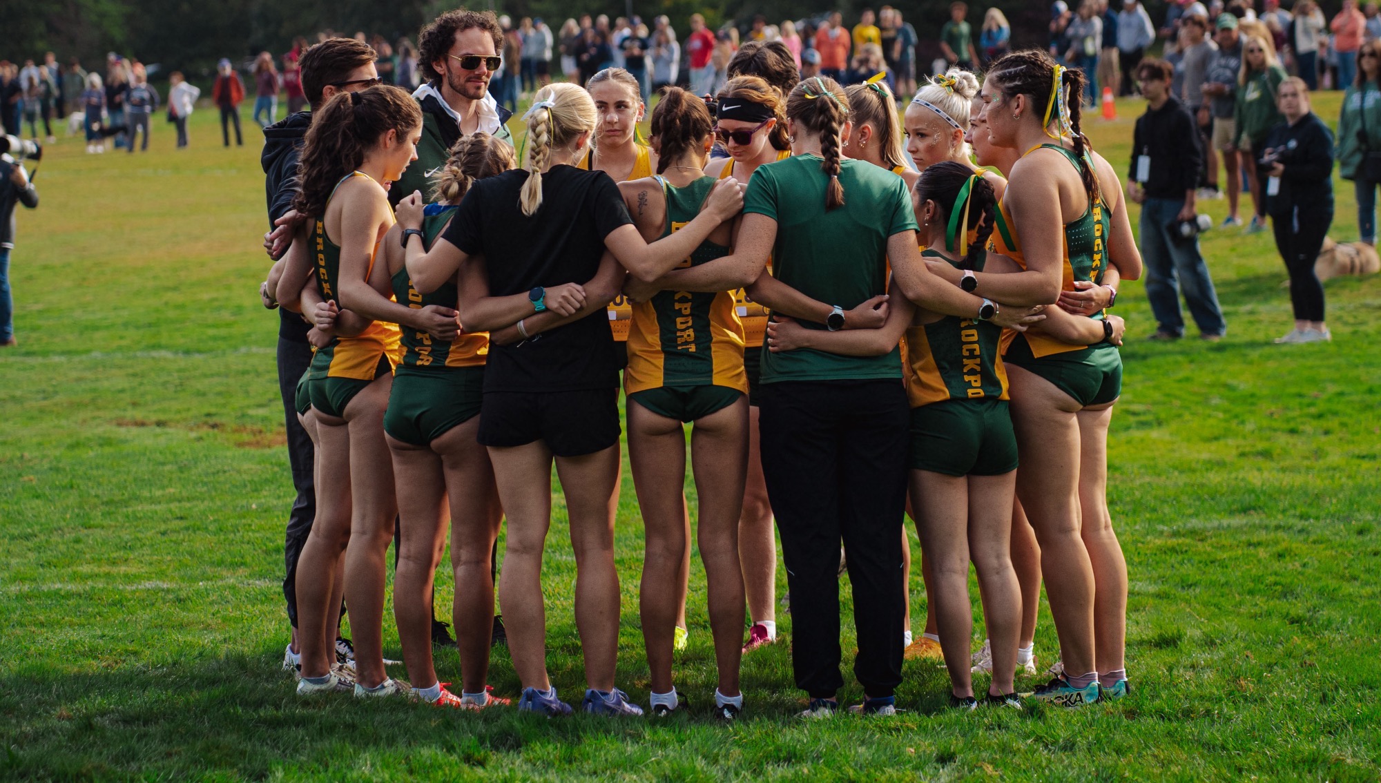 Women's Cross Country prerace 