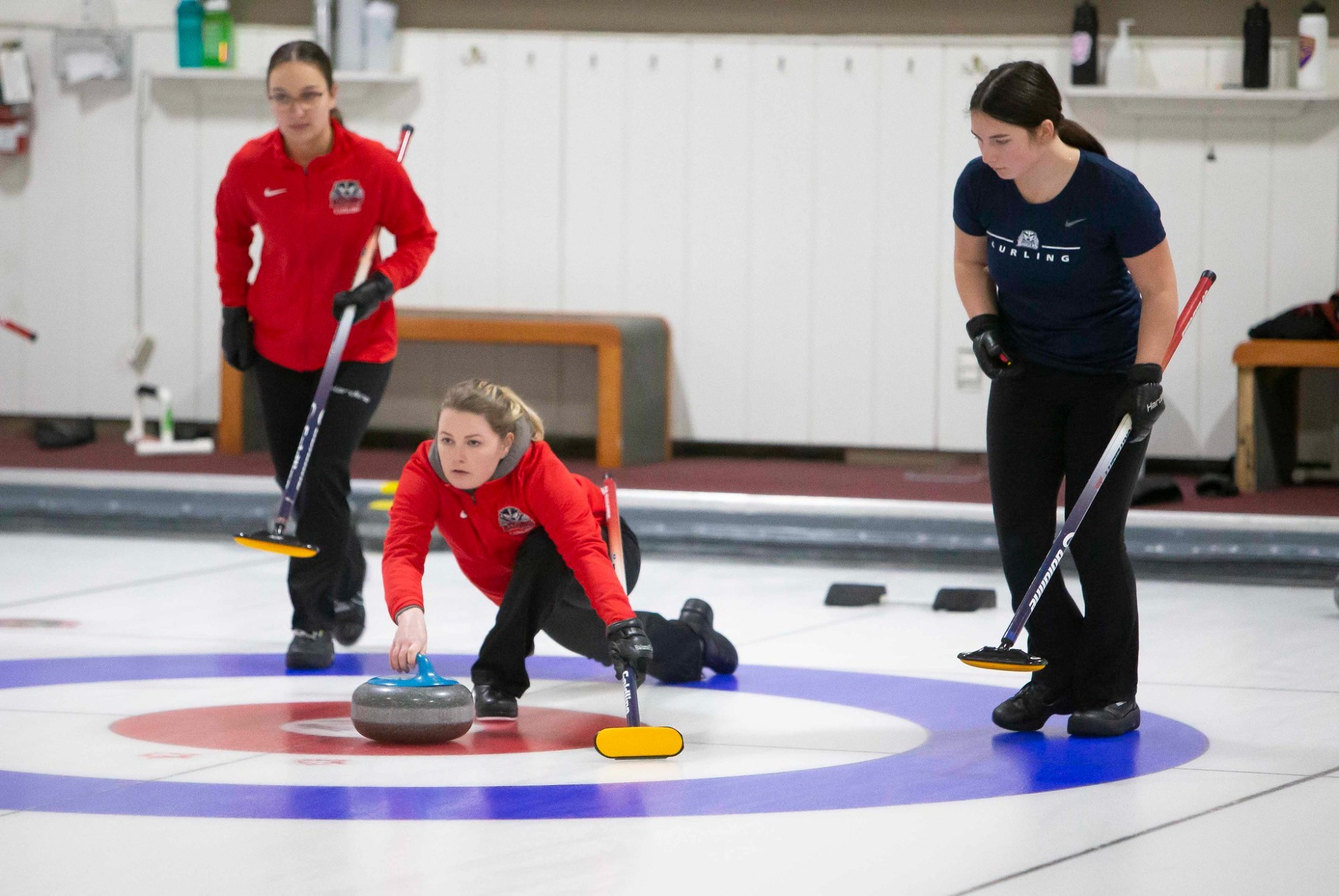 sarah-bailey-women-s-curling-brock-university-athletics