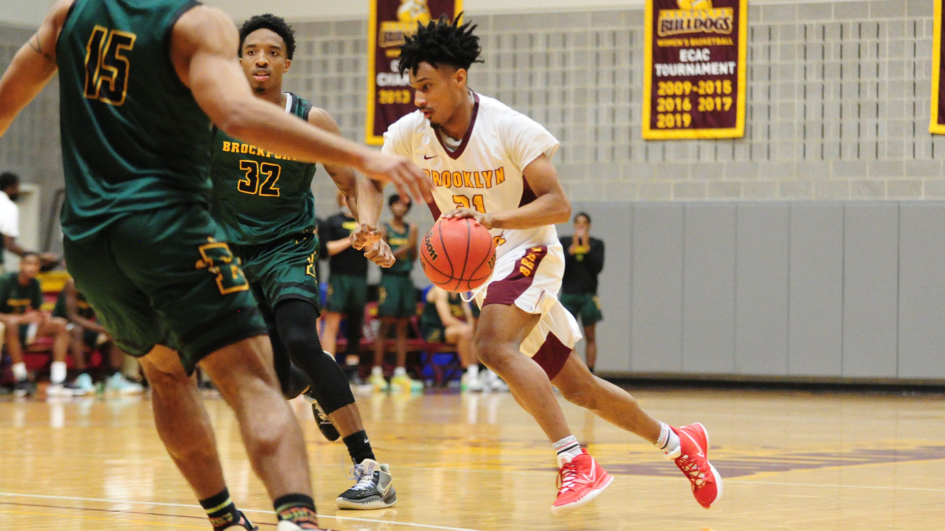 Men's Basketball Falls to 1 Yeshiva at West Quad Brooklyn College