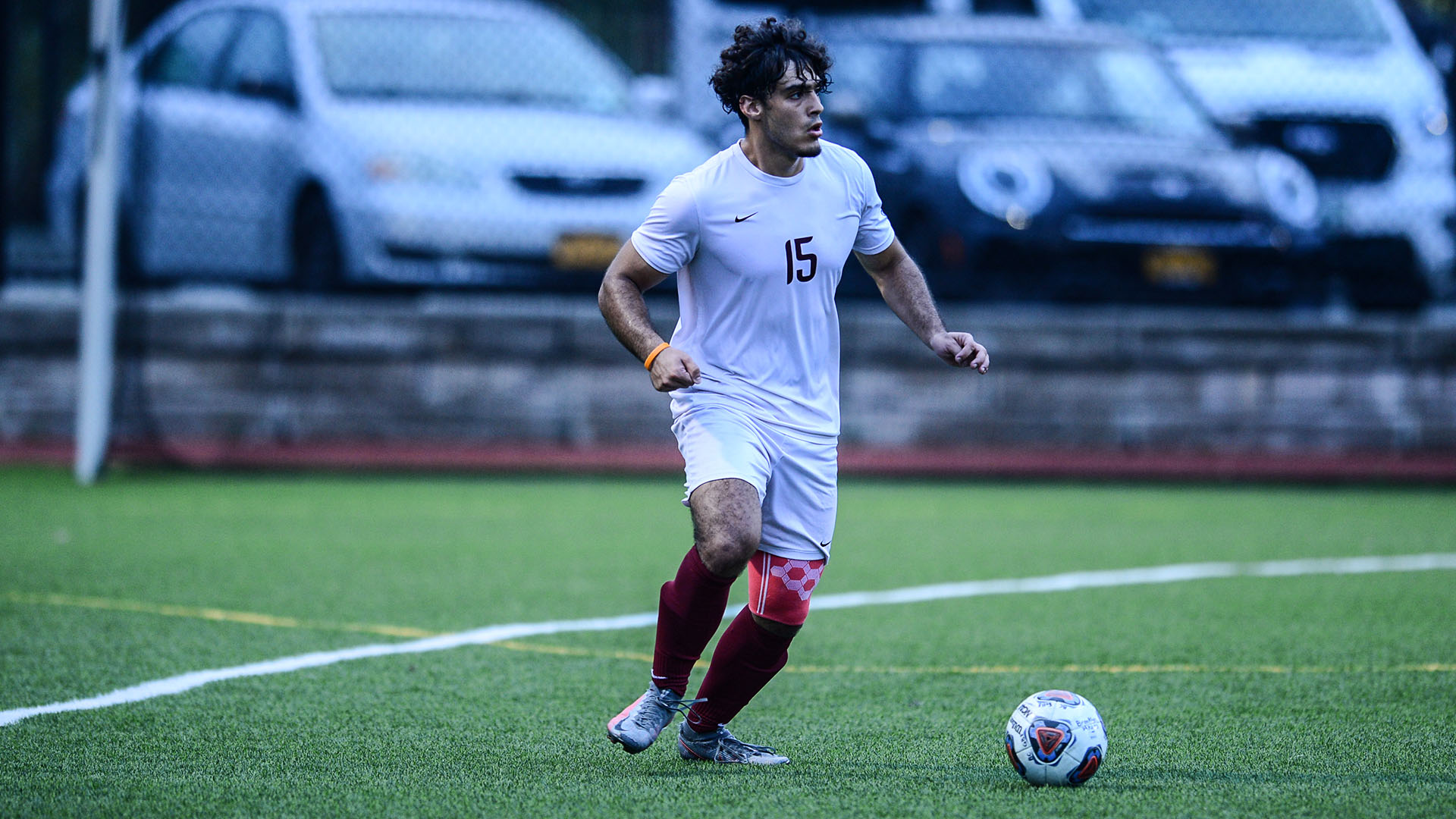 Bulldogs Pick Up First Win of Season Over York, 10, in Dramatic Finish