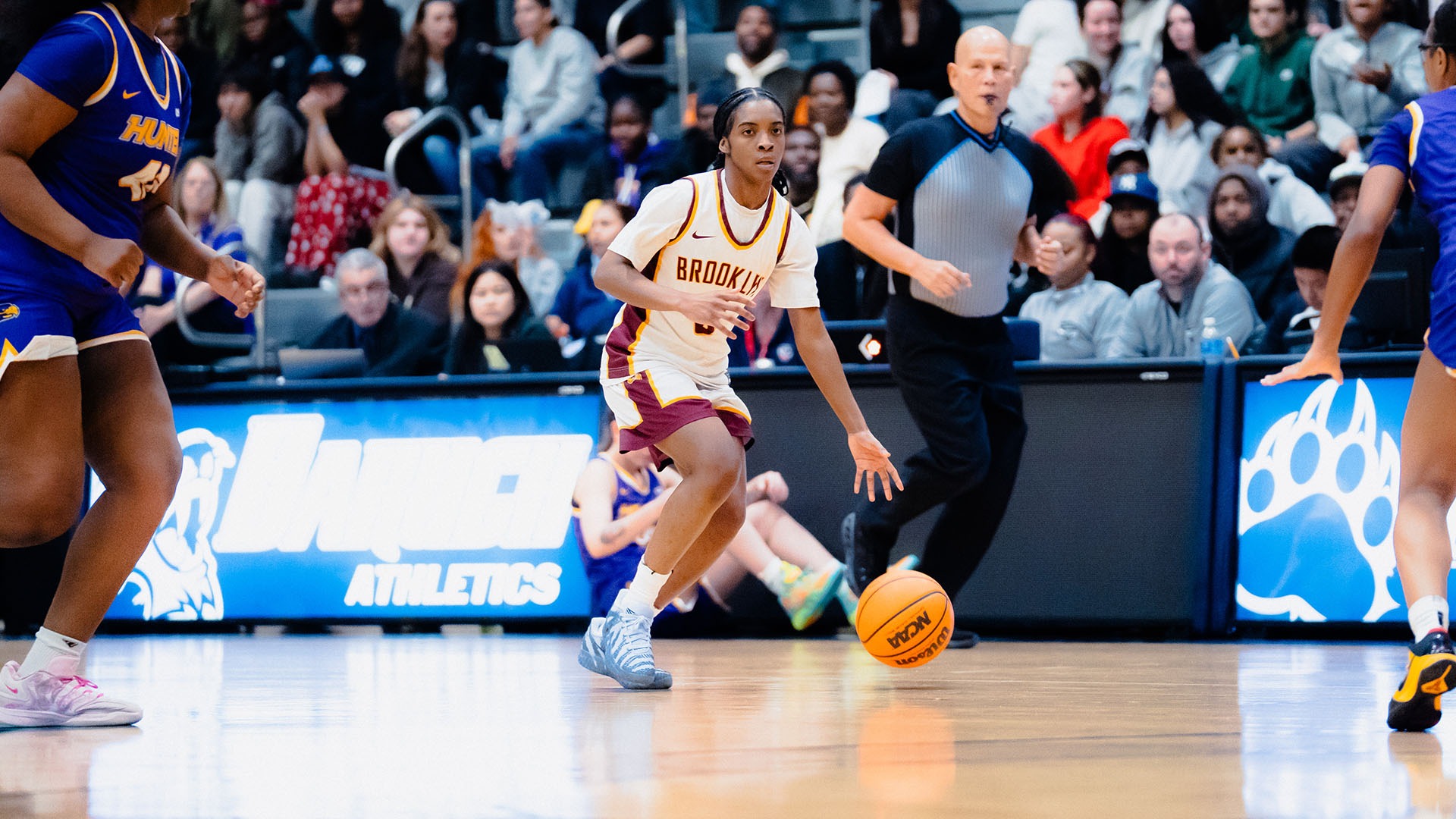 bri cunyac champs crowd 