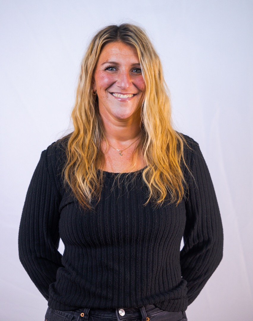 Leah Head Shot