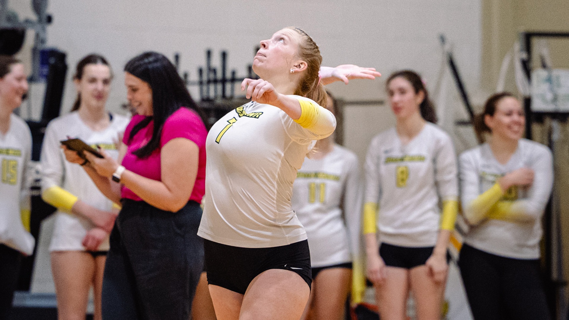 Anna Dravk serving taken 10.11.25 vs Dickinson