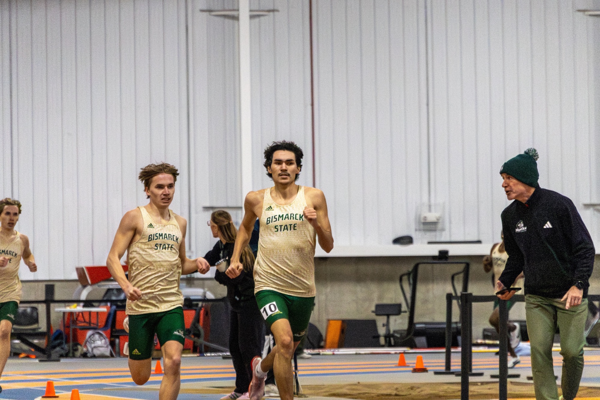 Xavier Bell Indoor TF