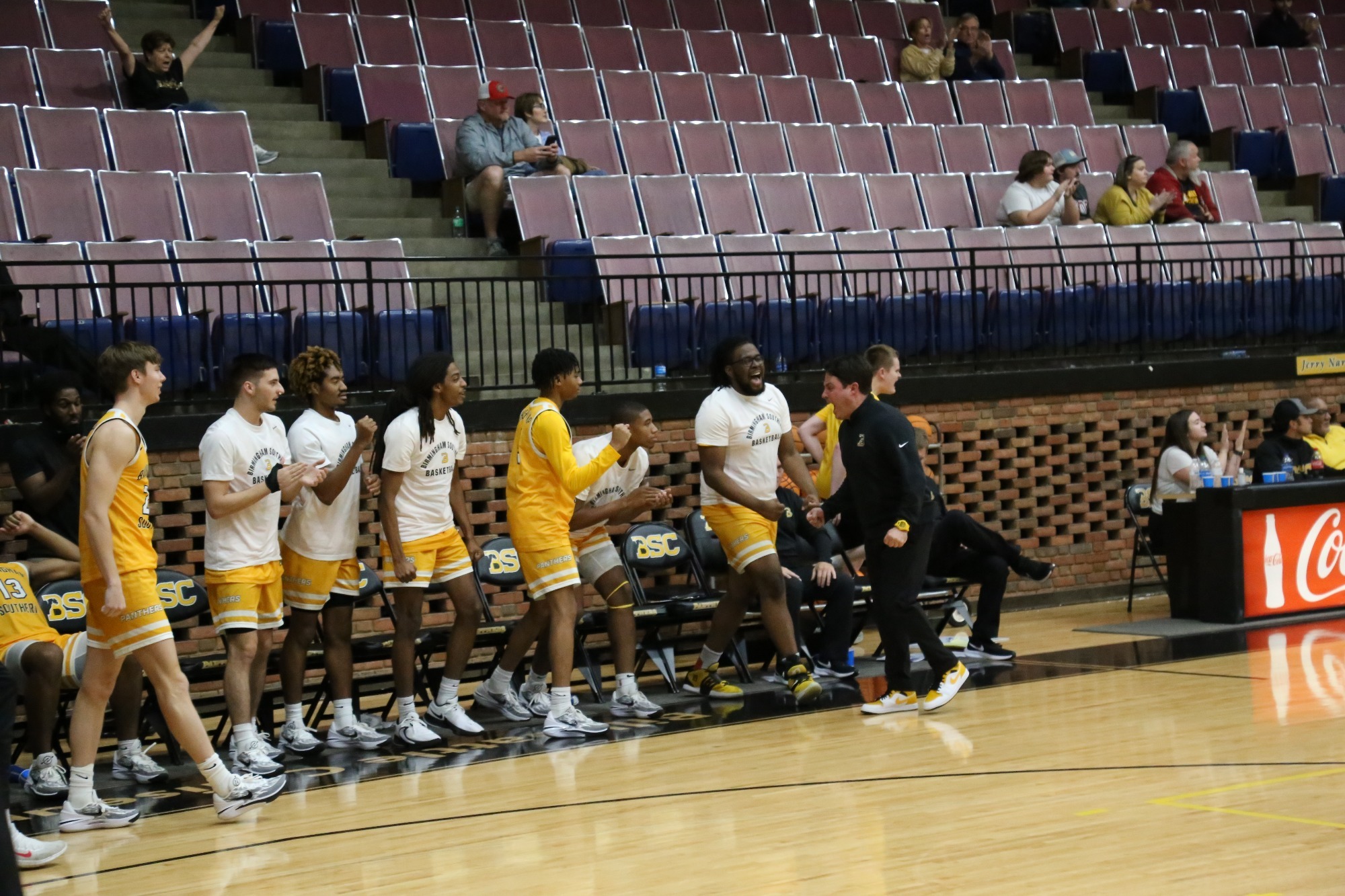 MEN'S BASKETBALL EARNS ROAD WIN AT COVENANT BirminghamSouthern College