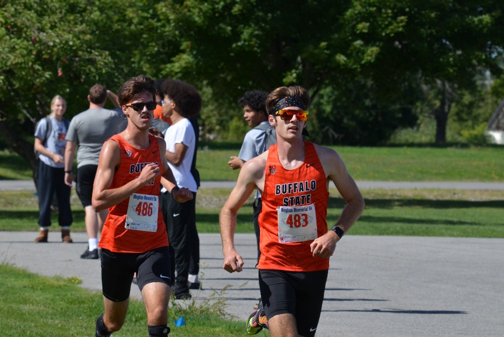 Noah Holden/Josh Mayer