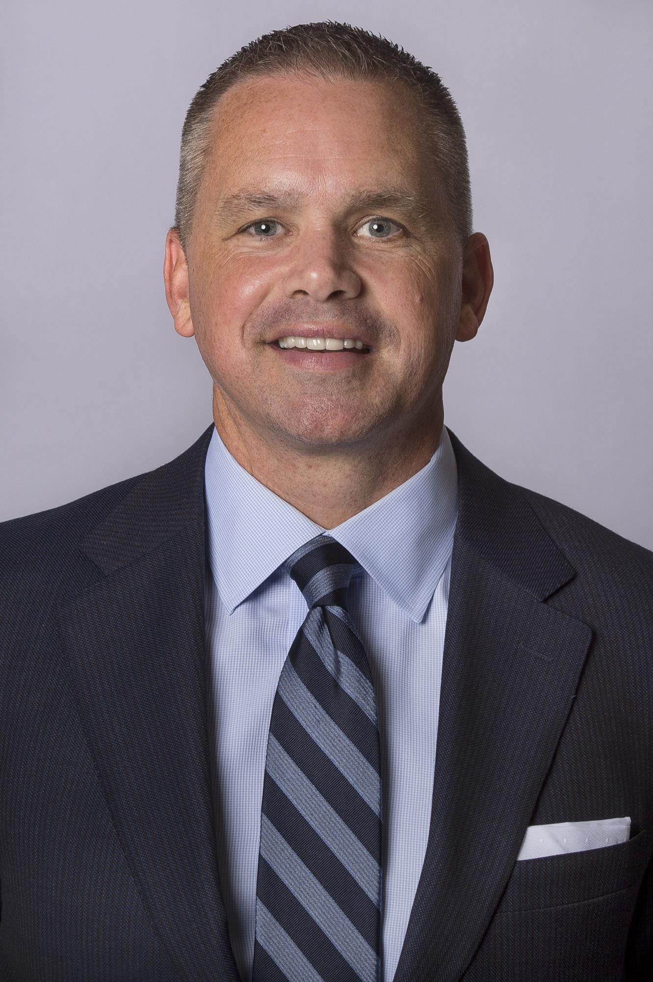 Chris Holtmann - 2016 - Headshot