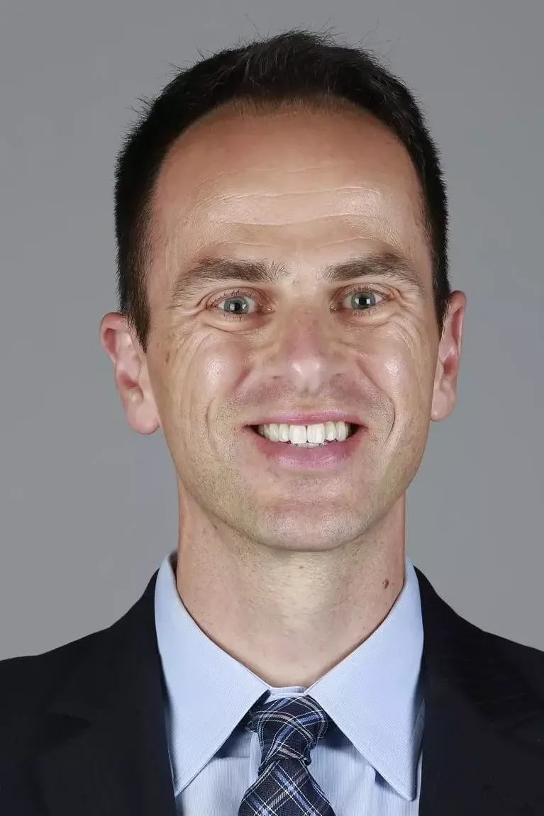 Matt Roe - 2017 Headshot