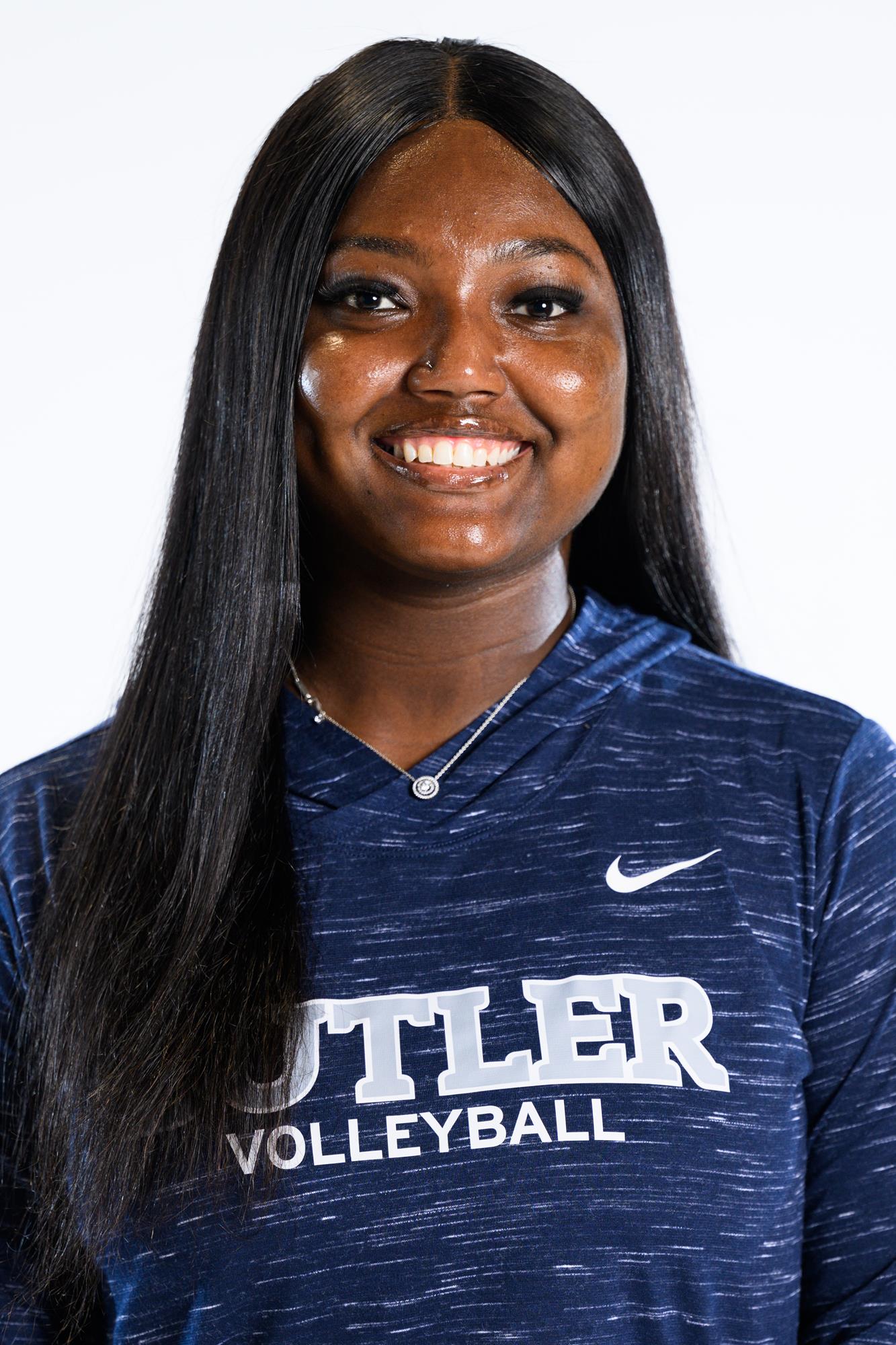 Lauren Murray Headshot