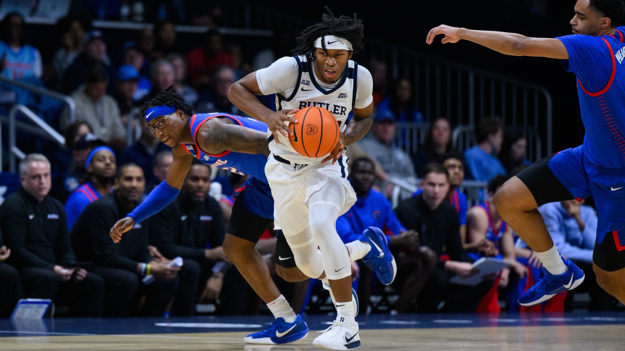 2025-26 MBB Azavier Robinson vs DePaul