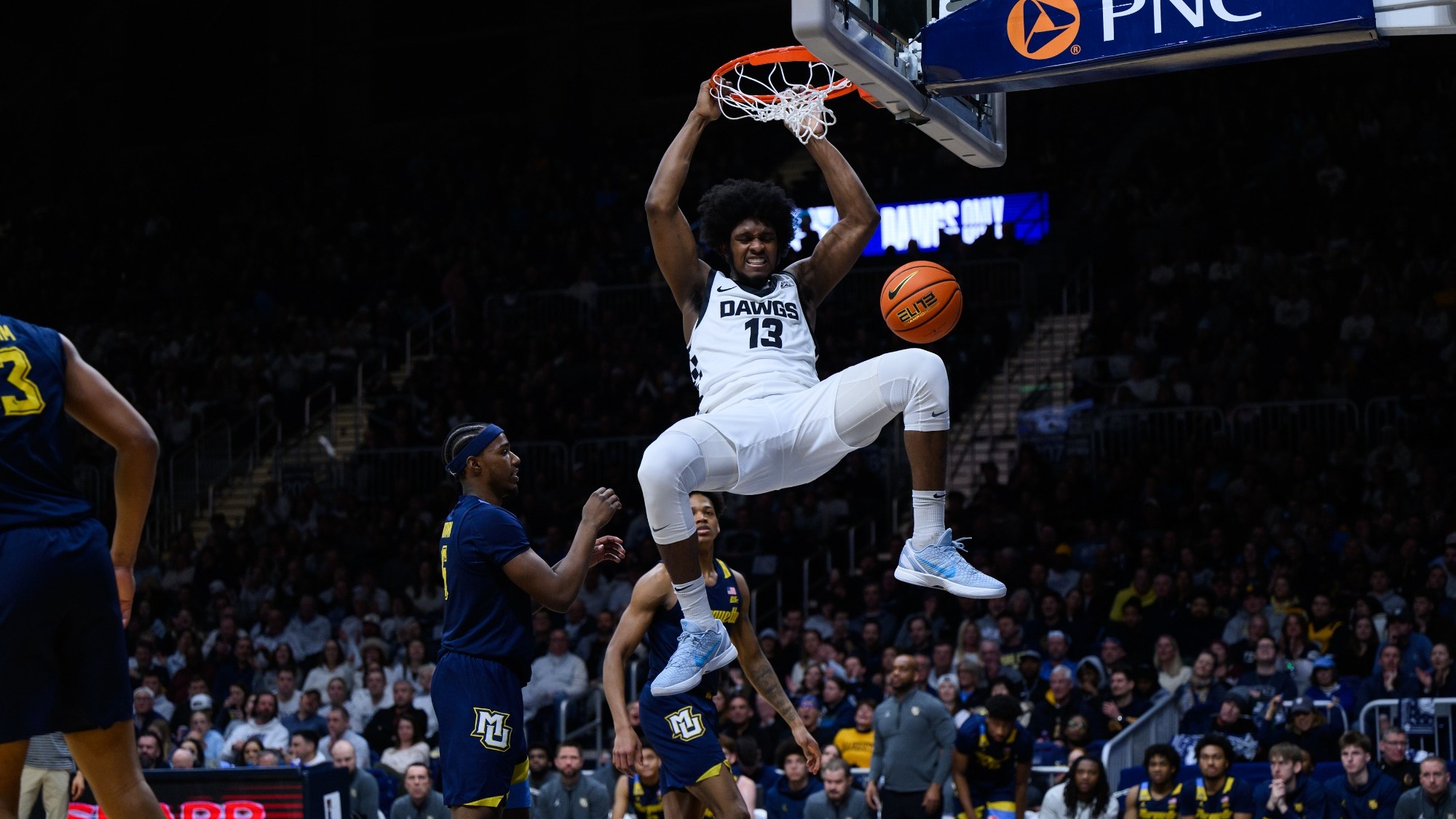 2025-26 MBB Drayton Jones vs Marquette