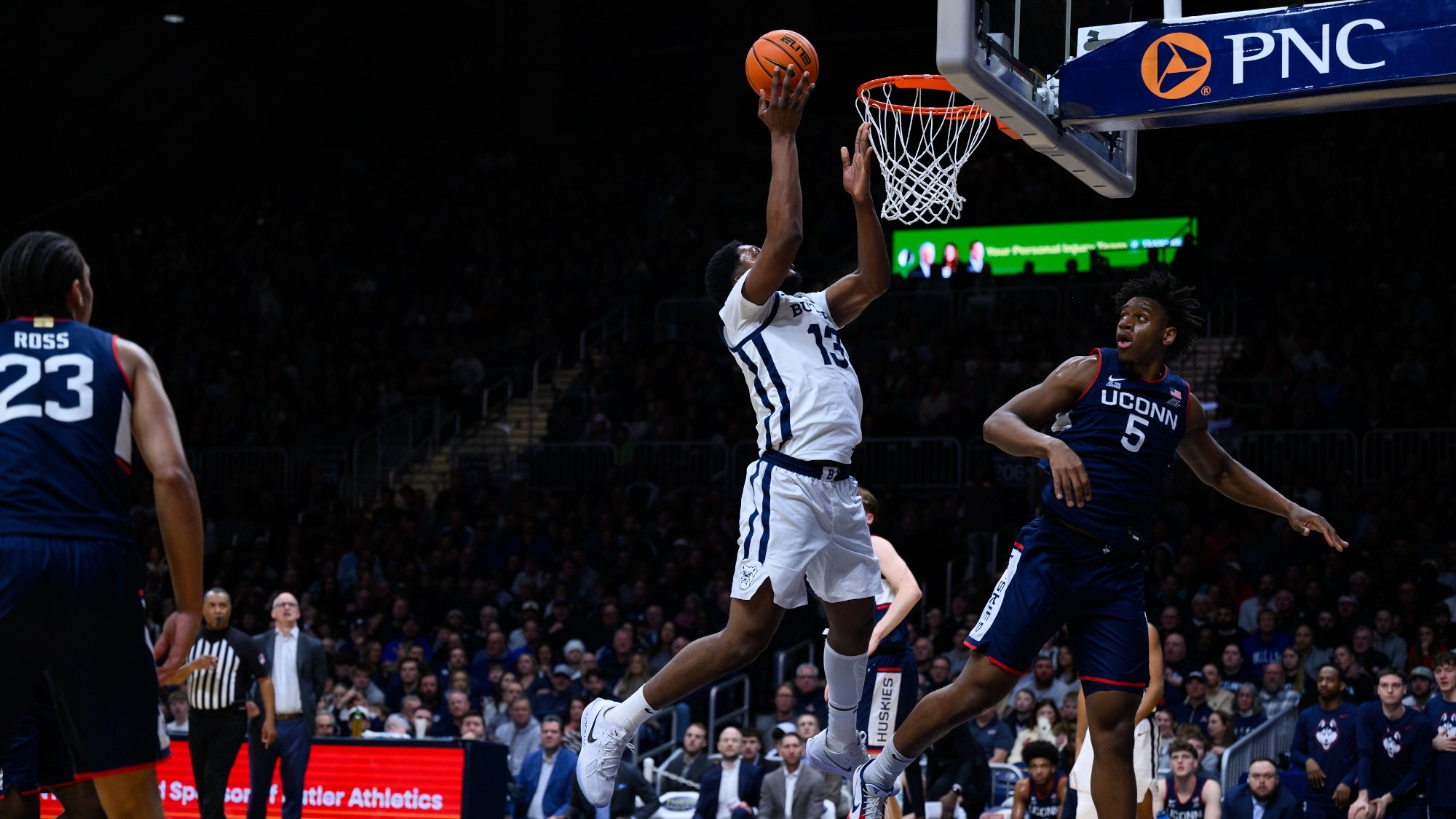 2025-26 MBB Drayton Jones vs UConn