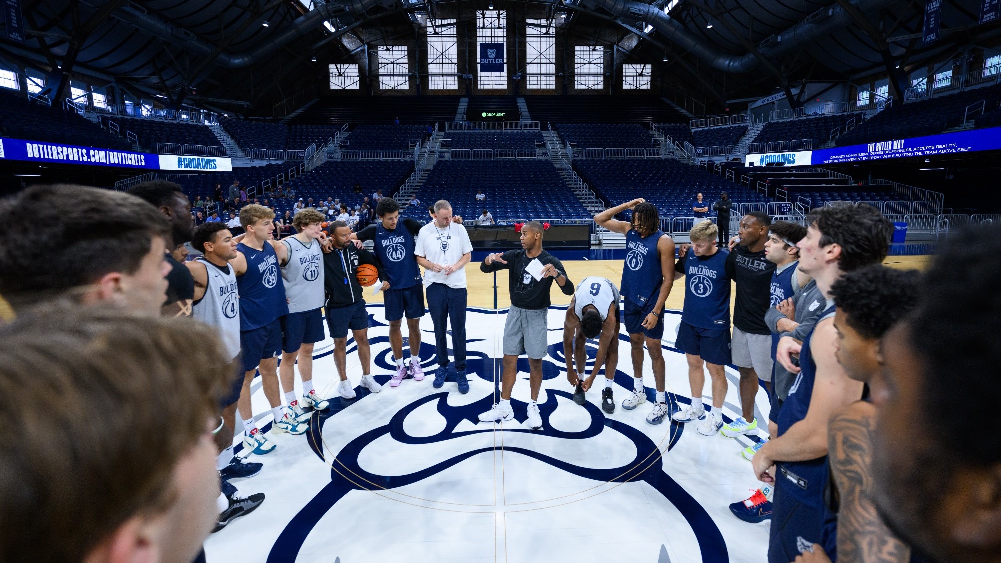 2026-27 MBB Team Huddle - Summer Workout